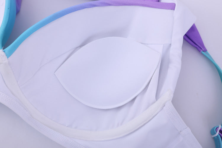 粉藍色雙帶舒適MIX&MATCH泳衣上身<23611589>內側特寫,可拆卸襯墊,可調整藍紫漸層色肩帶。.